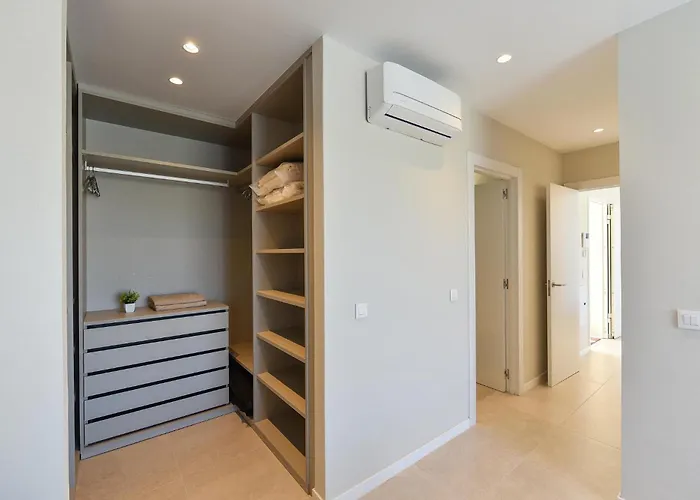 Kaiman 23 By Villagrancanaria * Las Palmas